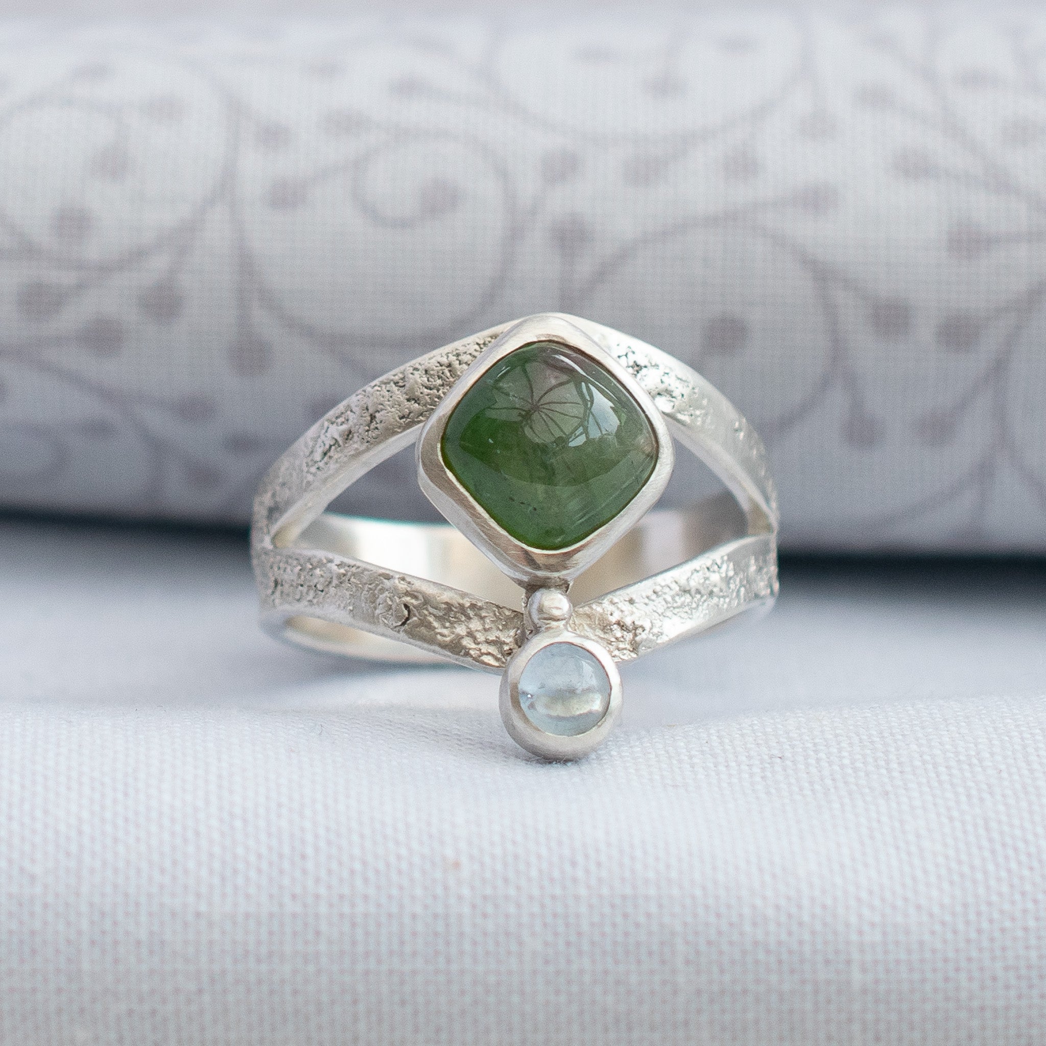 Green Tourmaline & Aquamarine Ring in textured Sterling Silver, UK Size Q1/2