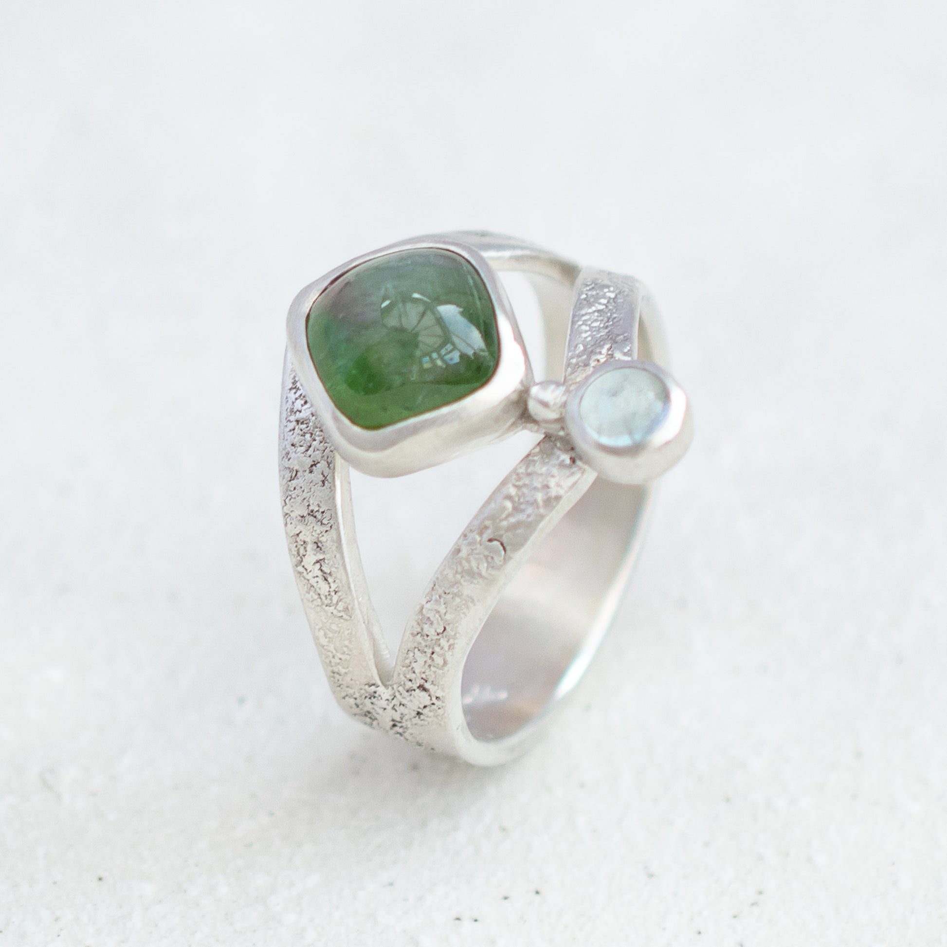 Green Tourmaline & Aquamarine Ring in textured Sterling Silver, UK Size Q1/2