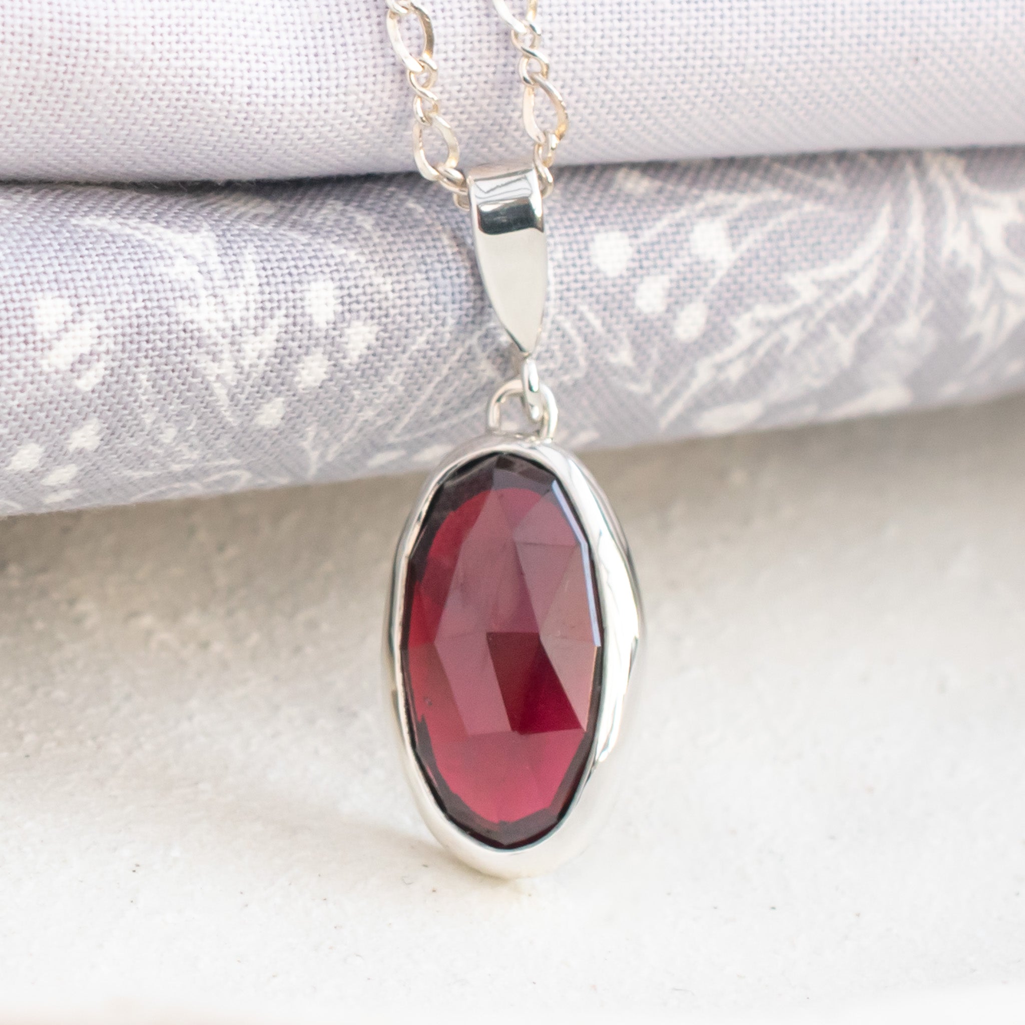 Argentium Silver Pendant with Garnet & Figure of Eight Chain
